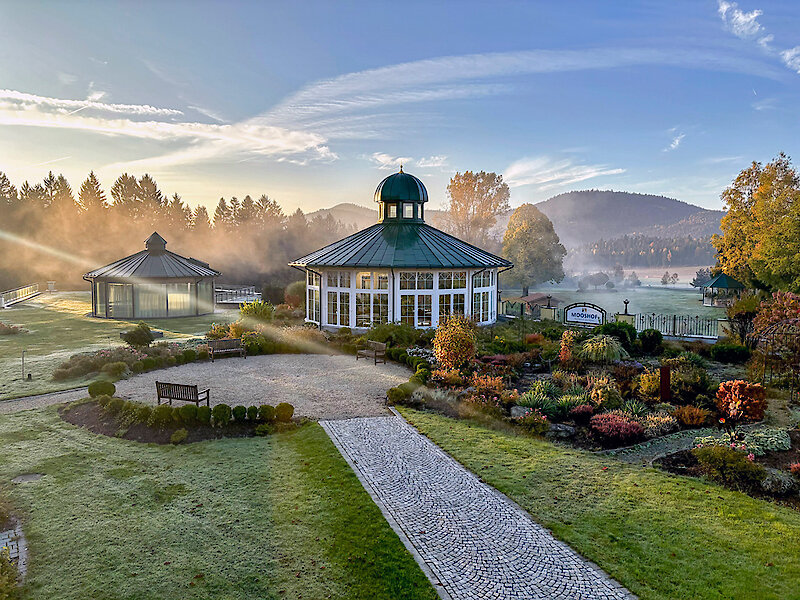 Naturbadesee - 4-Sterne superior Wellnesshotel Mooshof in Bodenmais